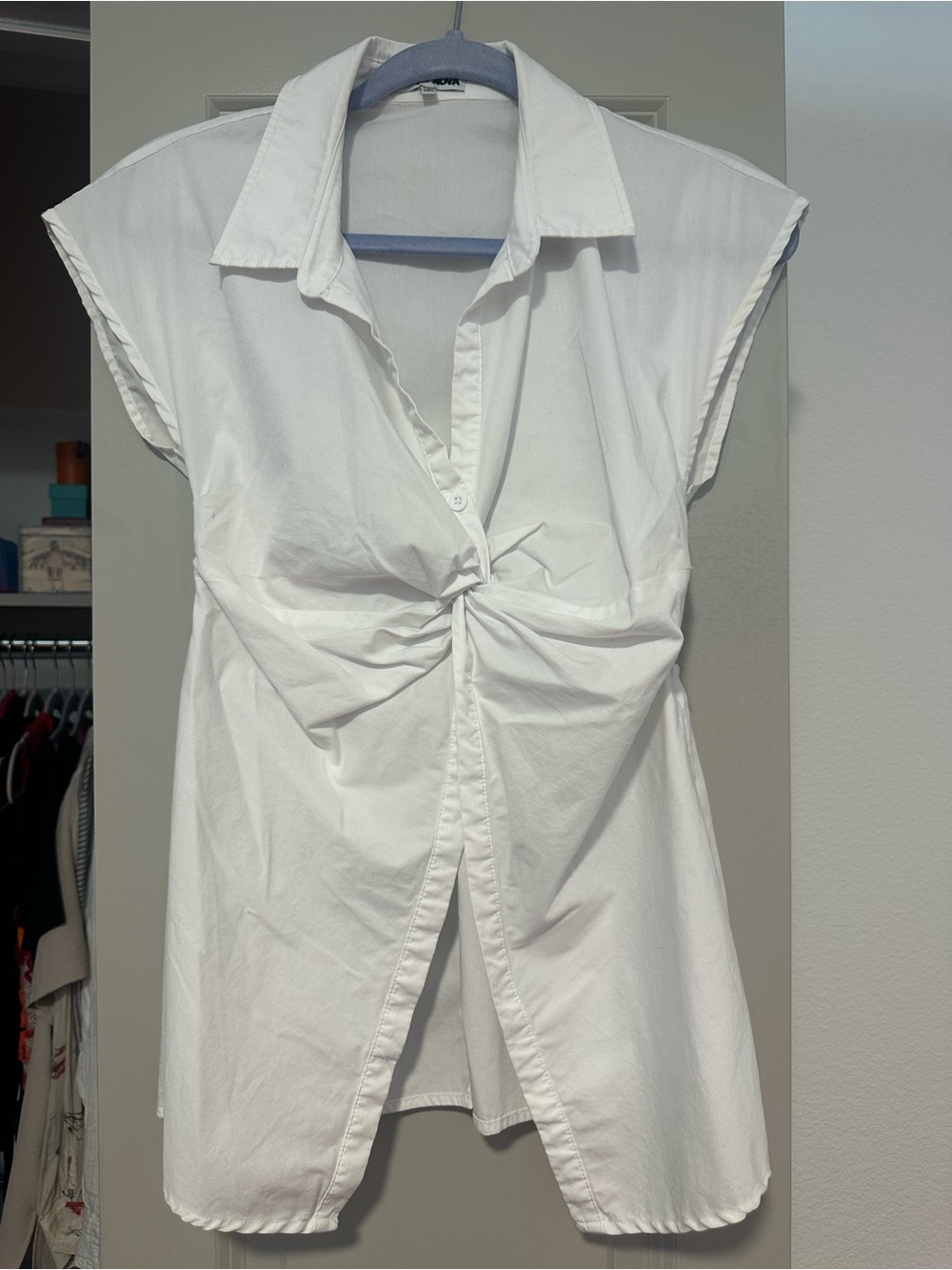 Fashion Nova White Knot-Front Cap Sleeve Button Down Top